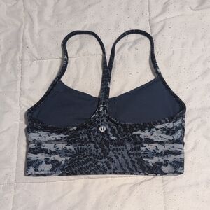 Lululemon Women's Blue Patterned Sports Bra